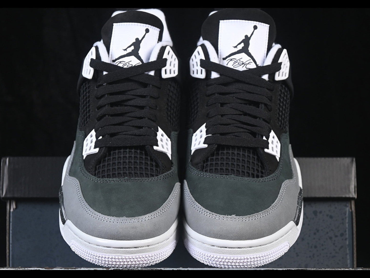 Air Jordan 4 Retro Fear (2024)