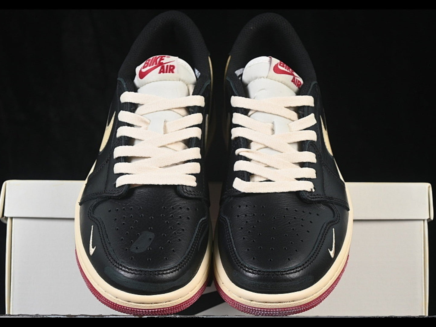 Air Jordan 1 Retro Low OG Nitro