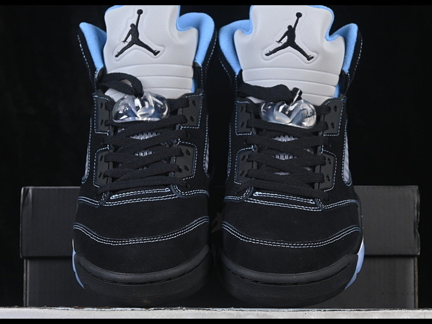 Jordan 5 Retro Black University Blue