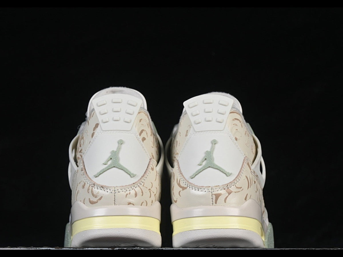 Jordan 4 Retro SE Soft Pearl
