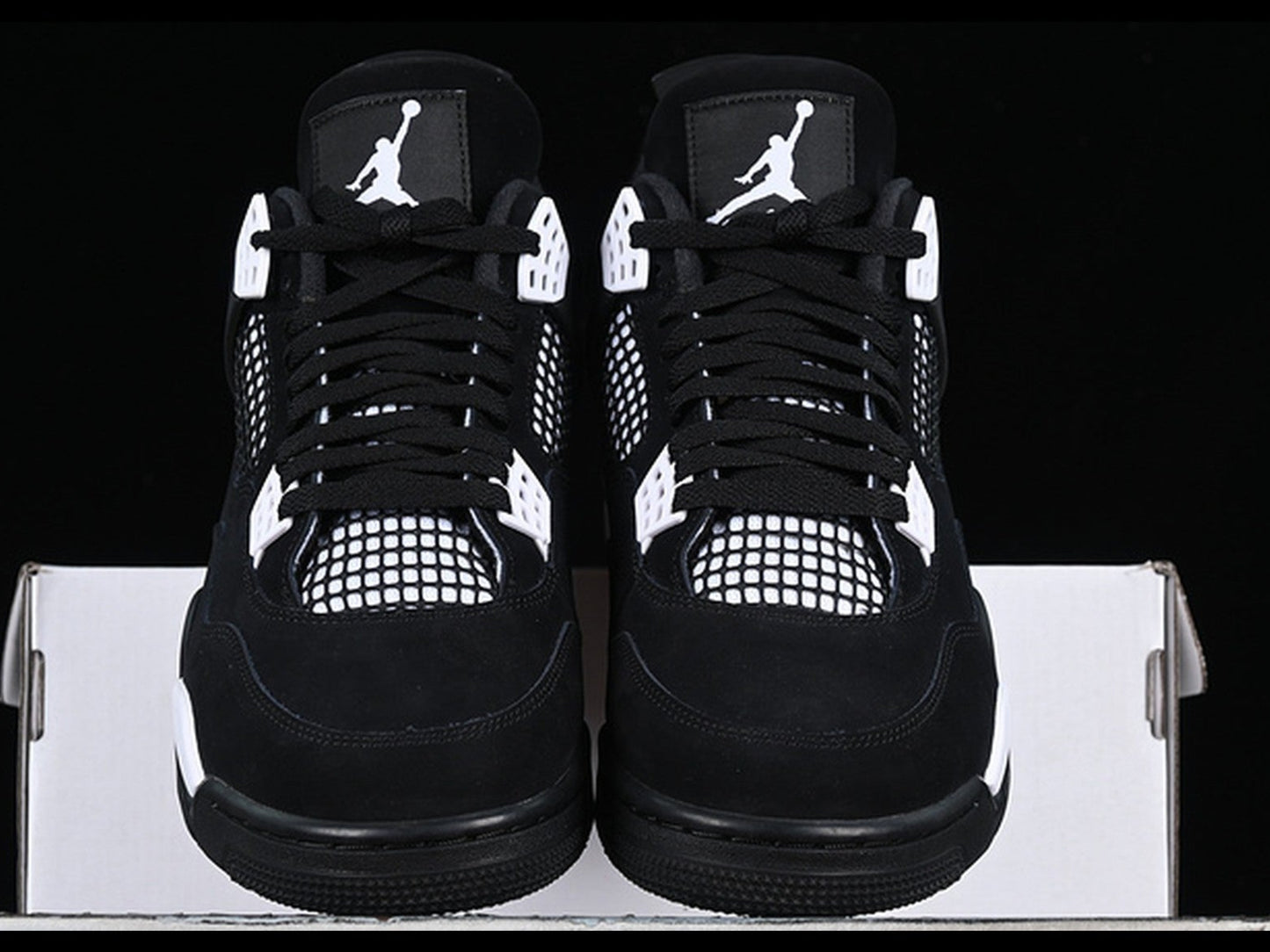 Jordan 4 Retro White Thunder
