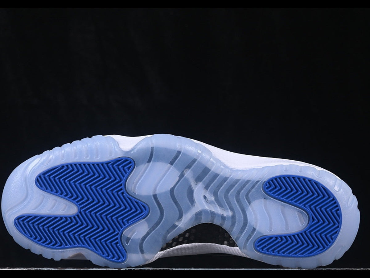 Air Jordan 11 Retro Space Jam 2026