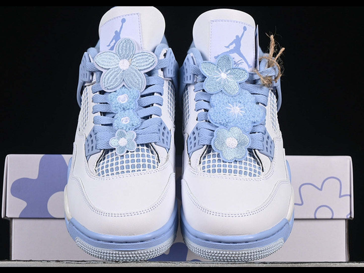Jordan 4 Retro Forget Me Not