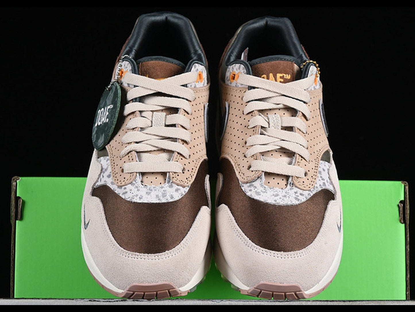 Division Street x Nike Air Max 1