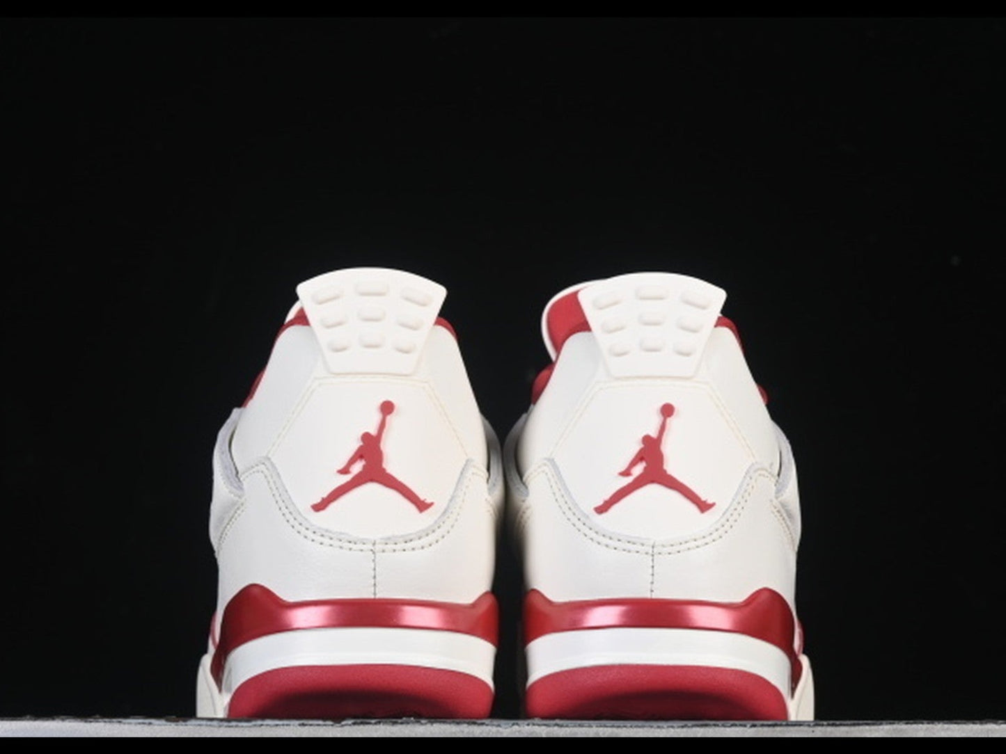 Jordan 4 Retro Pale Ivory