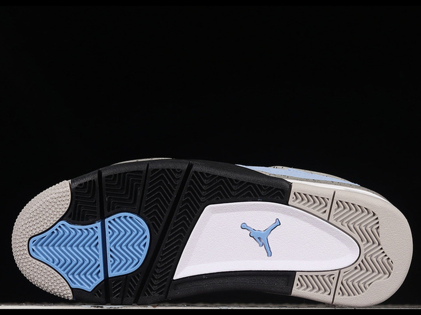 Air Jordan 4 Retro University Blue