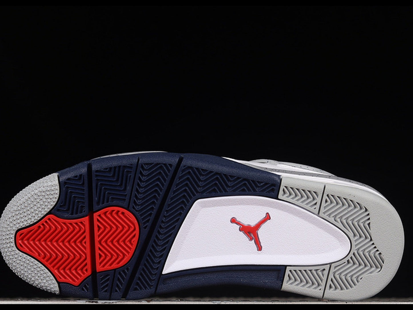 Air Jordan 4 Retro Midnight Navy