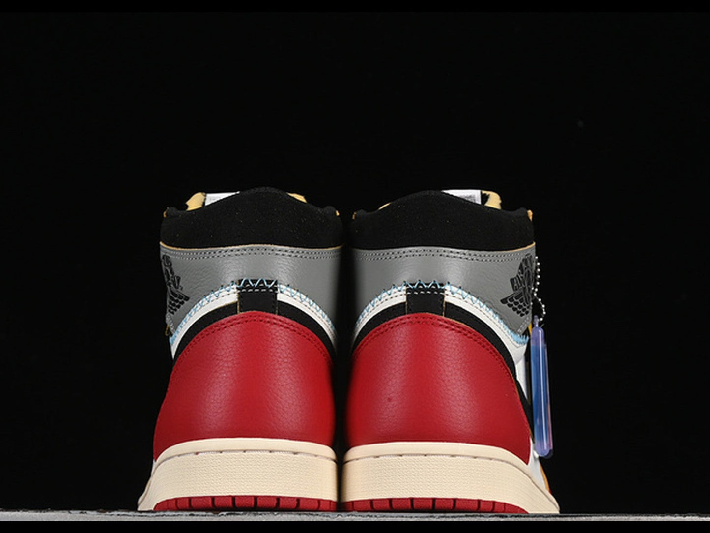 Air Jordan 1 High 85 Bred 2025