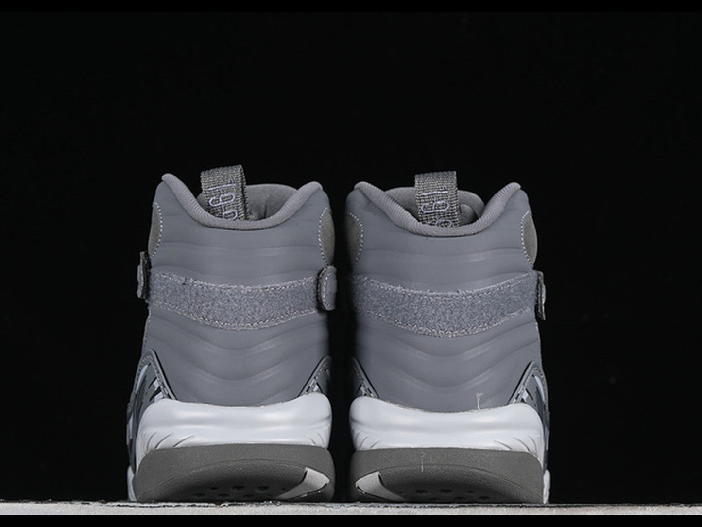 Air Jordan 8 Retro Cool Grey