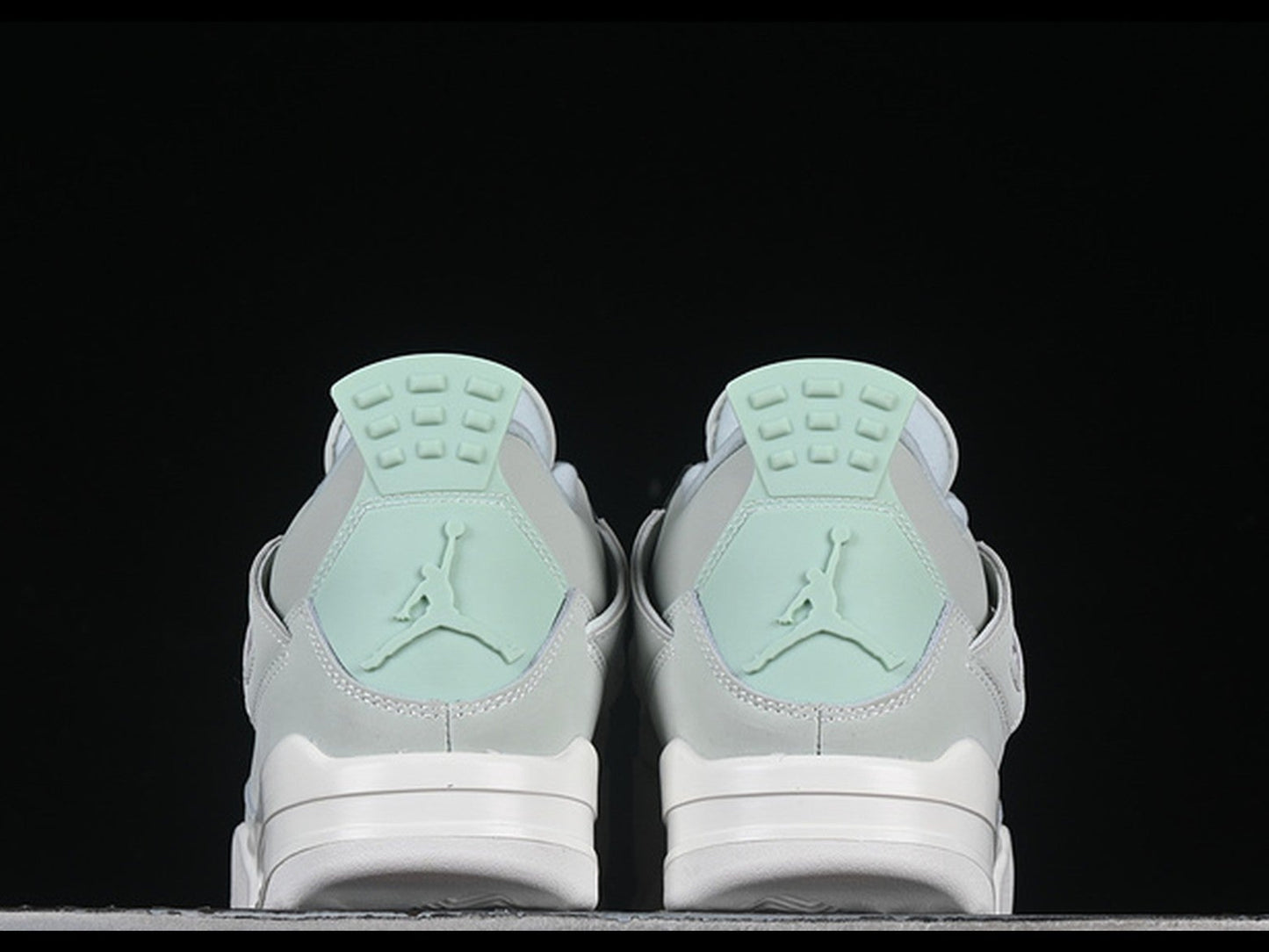 Jordan 4 Retro Seafoam Sail
