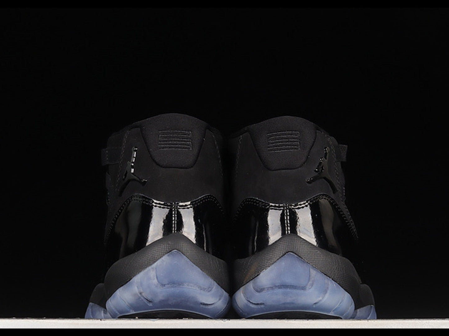 Air Jordan 11 Retro Cap and Gown