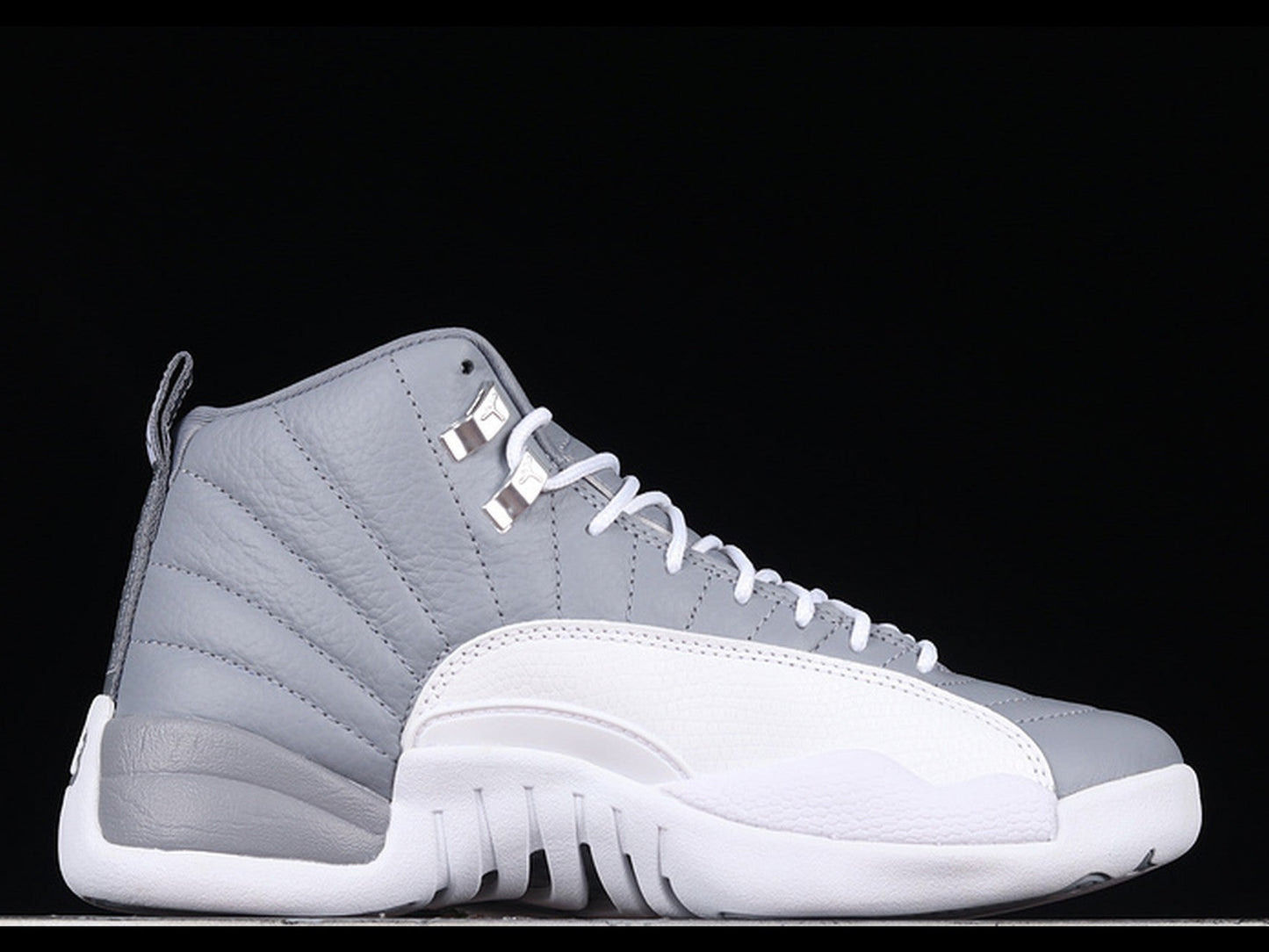 Air Jordan 12 Retro Stealth/White/Cool Grey
