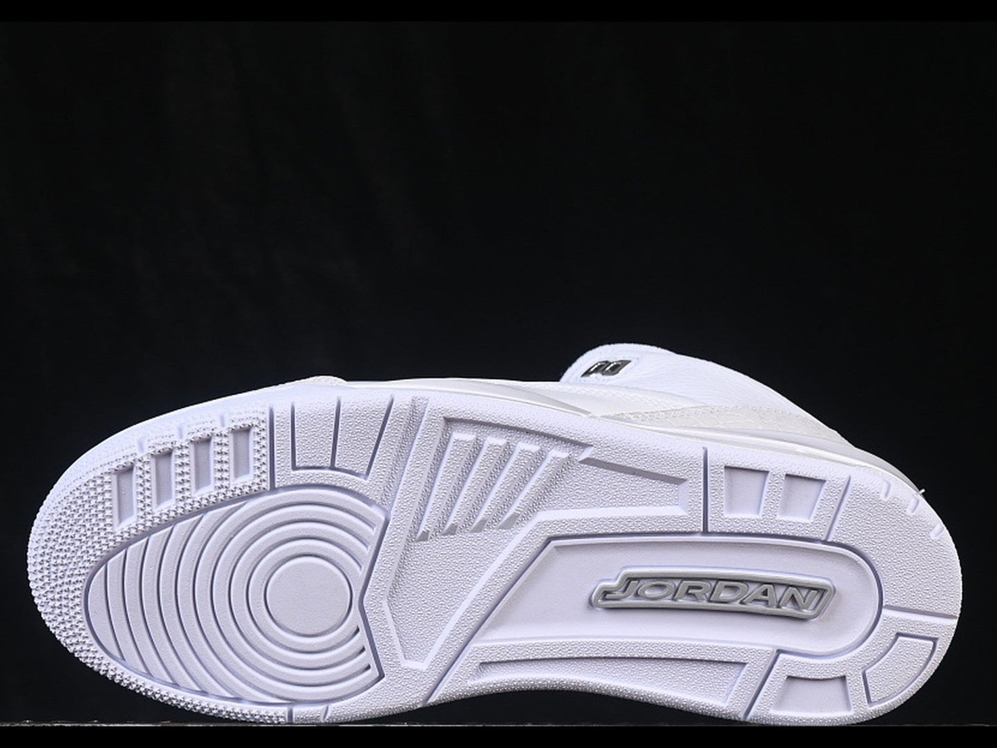 Jordan 3 Retro White/White/Metallic Silver