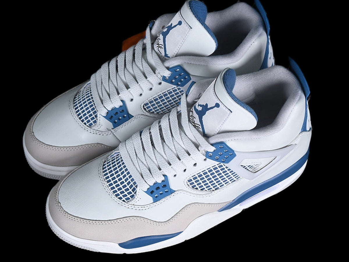 Air Jordan 4 Retro 'Military Blue' (2024)