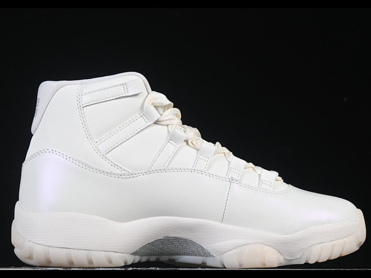 Jordan 11 Retro Pearl