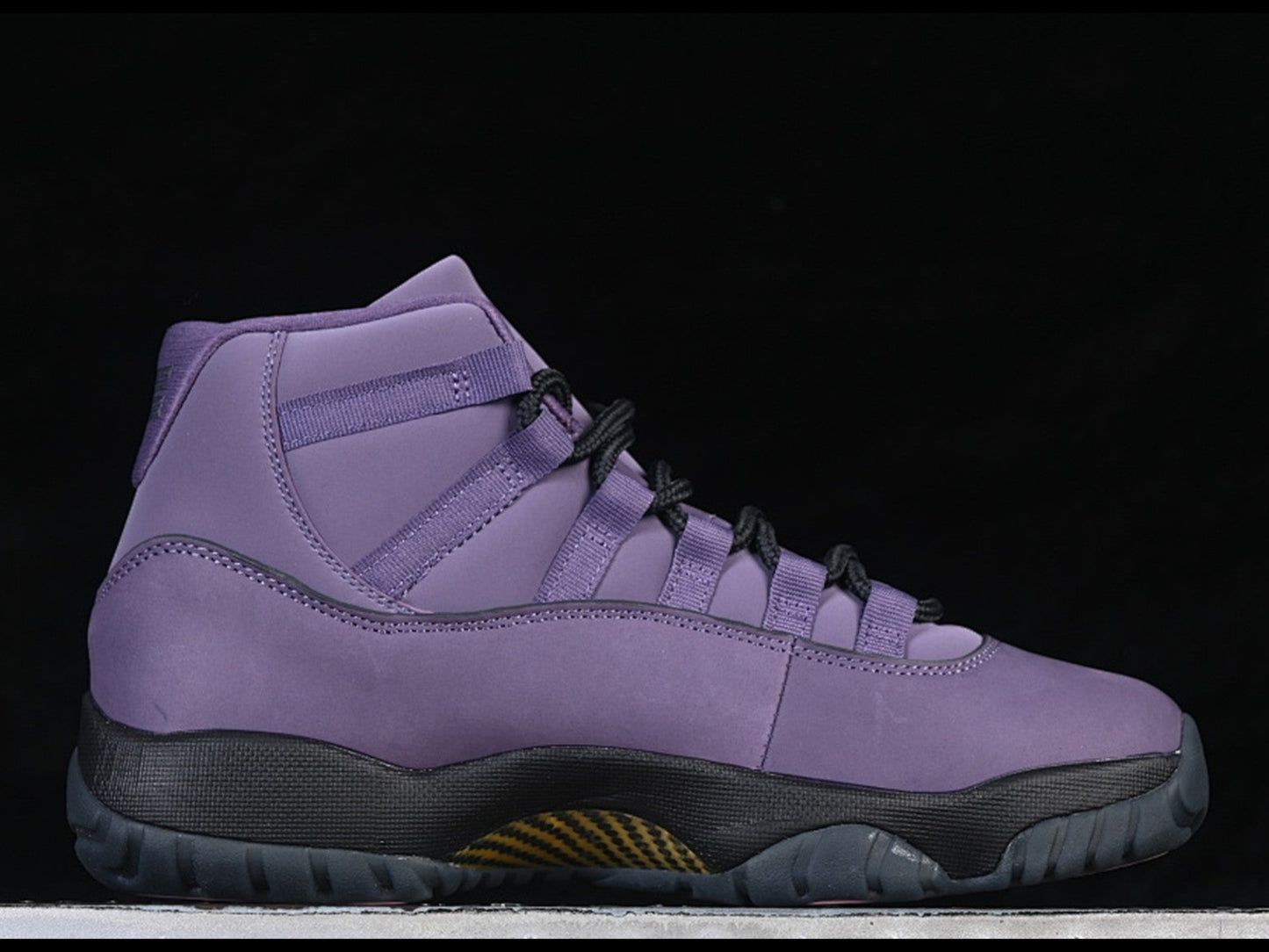 Air Jordan 11 Retro Canyon Purple