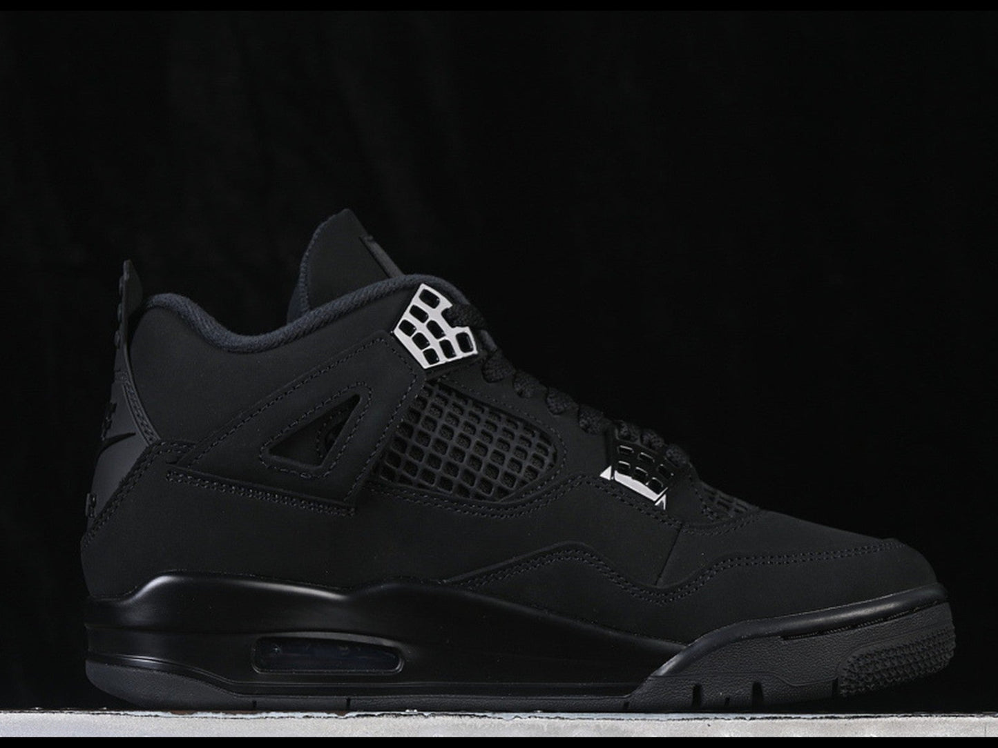 AJ4 Retro 'Black Cat' (2025)