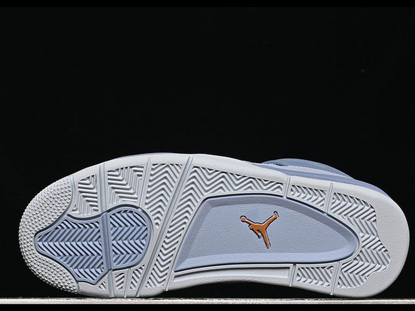 Jordan 4 Retro UNC Tar PE (2025)