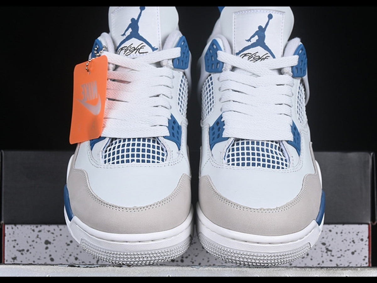 Air Jordan 4 Retro 'Military Blue' (2024)