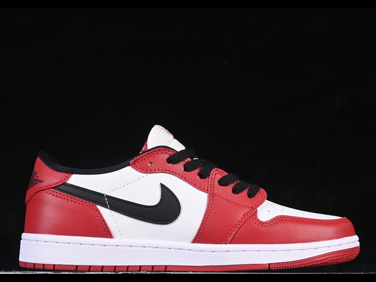 Air Jordan 1 Low OG Reverse Chicago