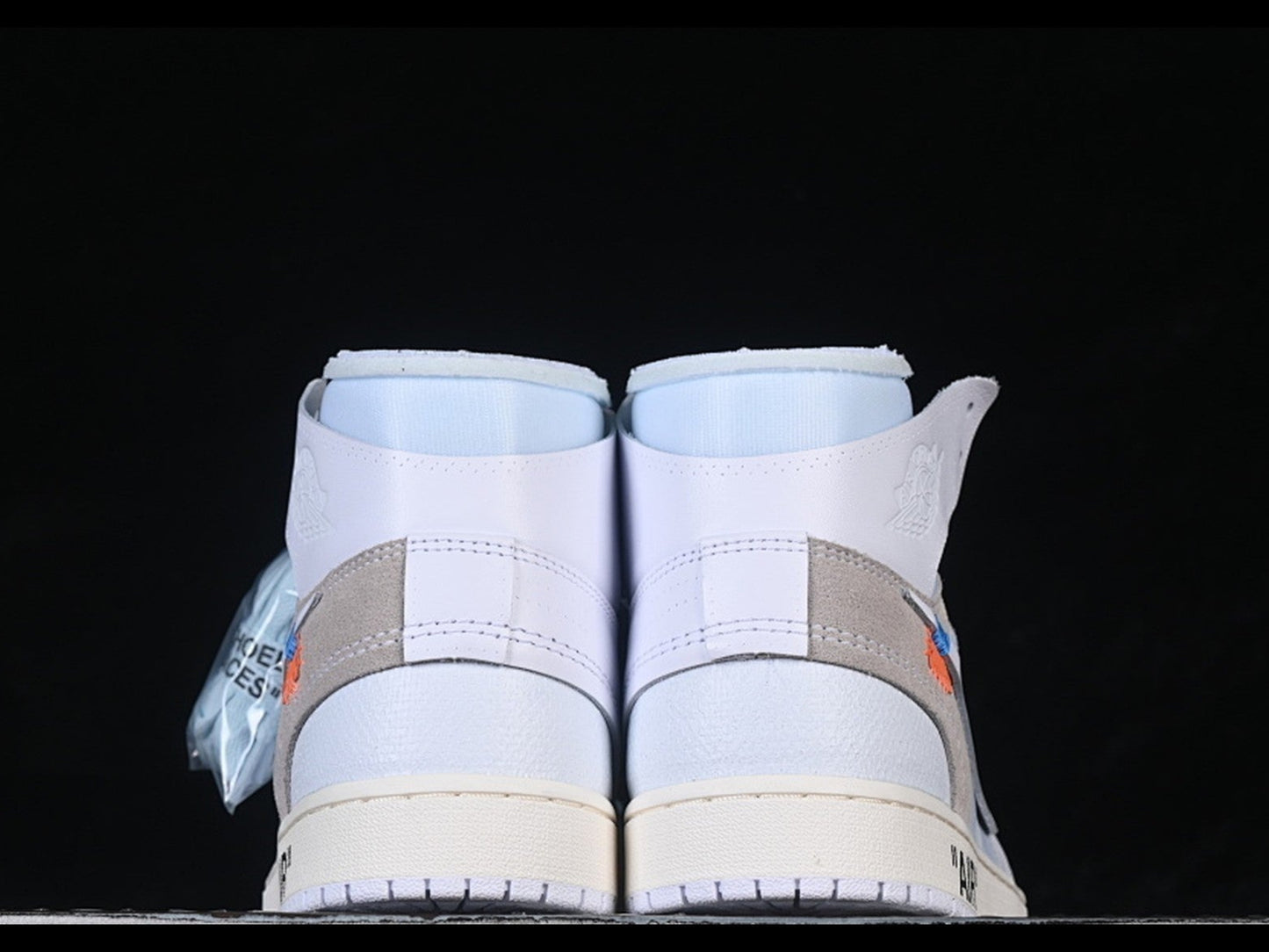 Air Jordan 1 Retro High OG Alaska