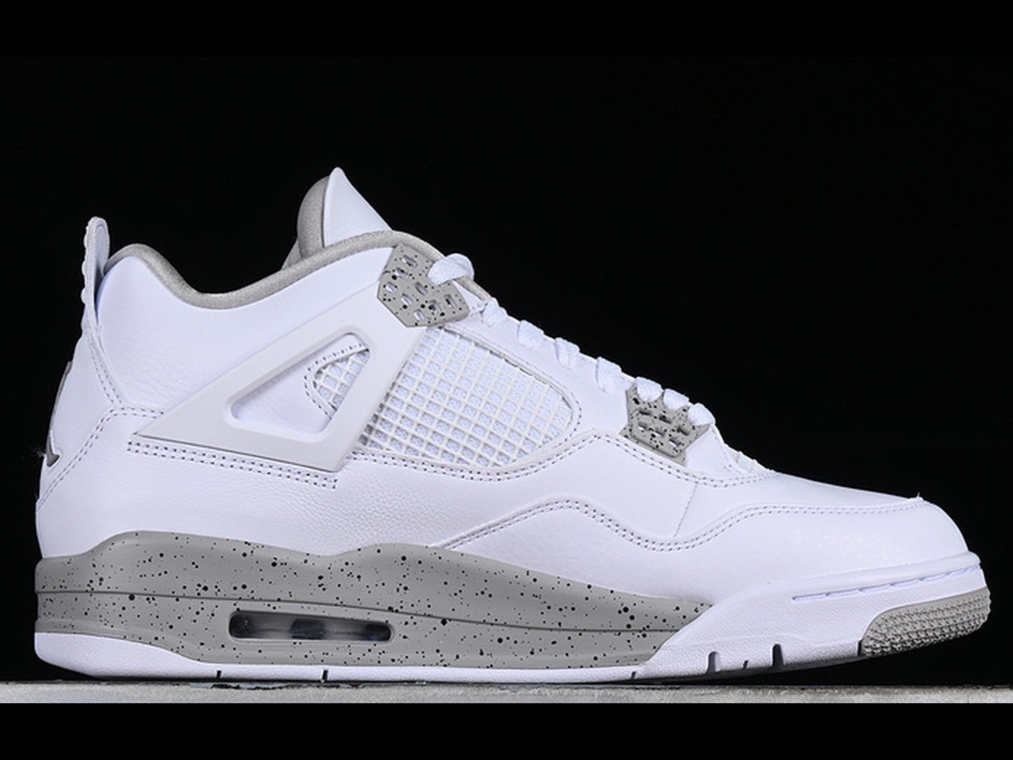 Jordan 4 Retro White Oreo