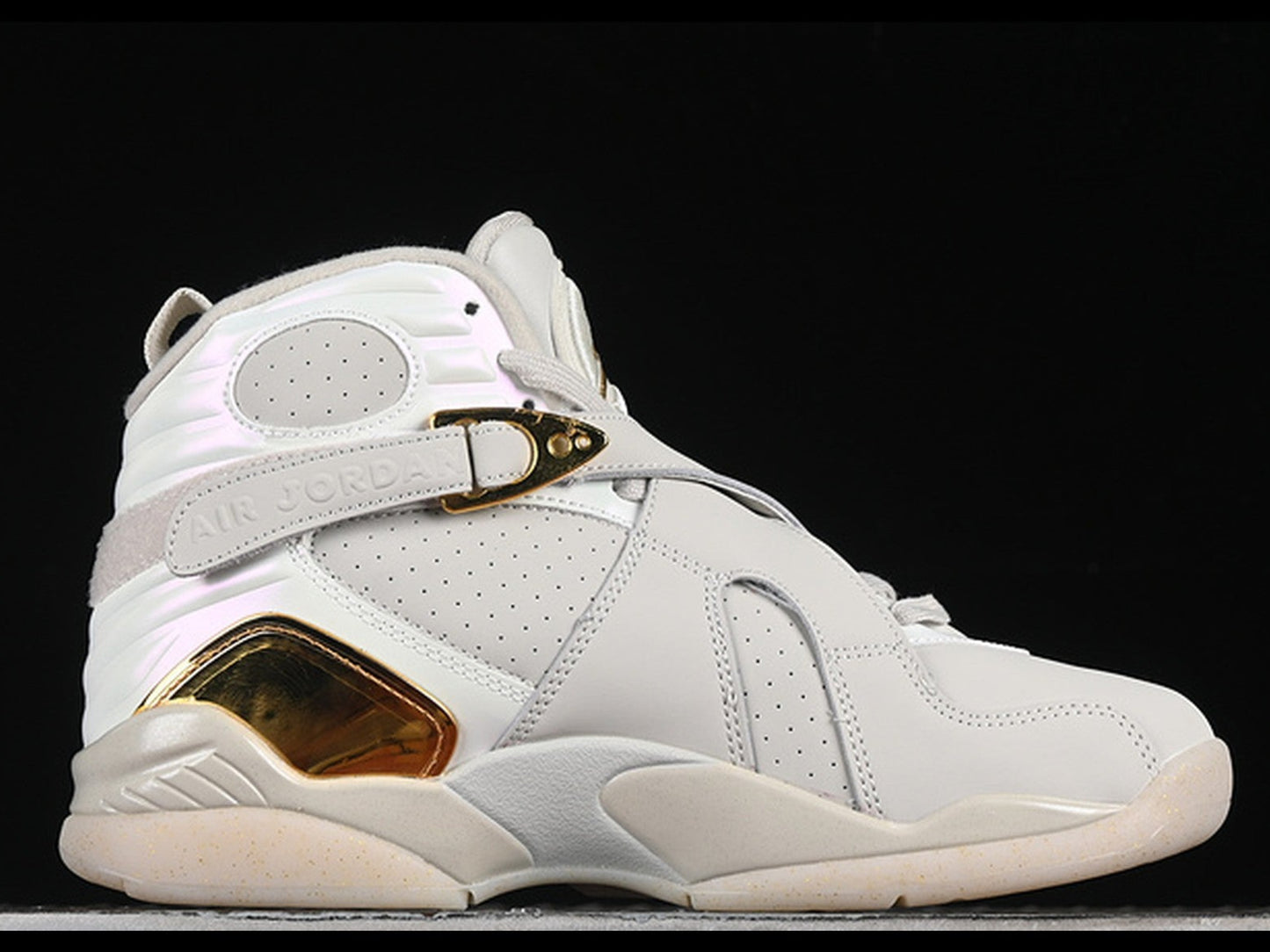 Air Jordan 8 Retro Champagne
