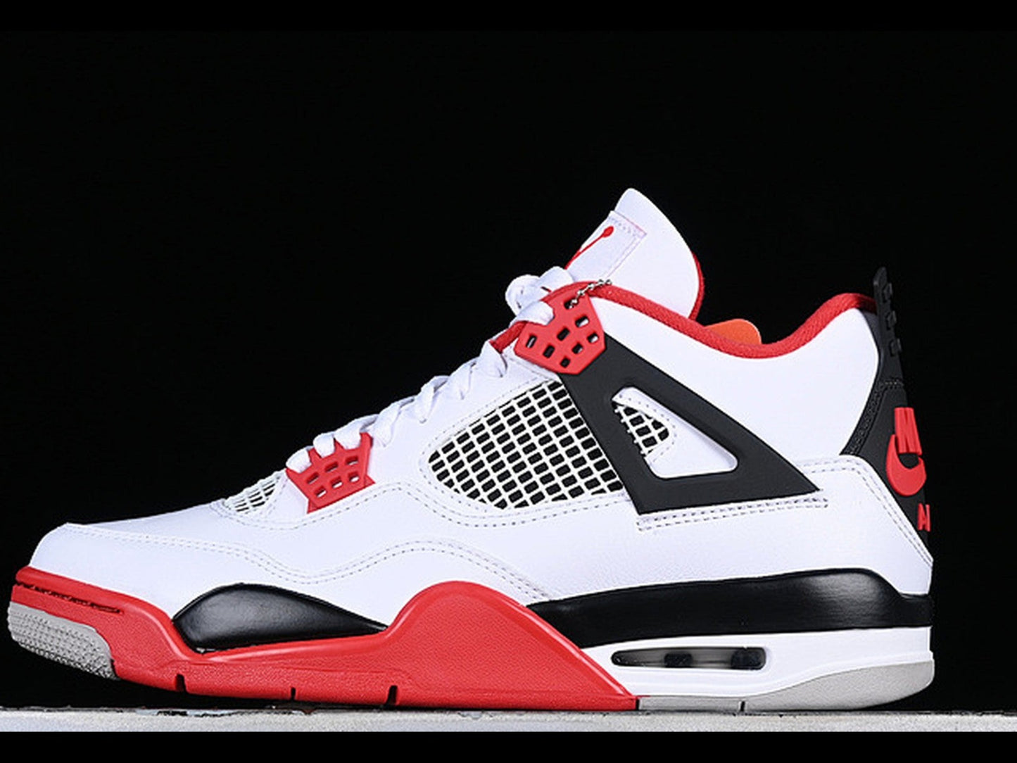 Air Jordan 4 Retro Fire Red (2020)