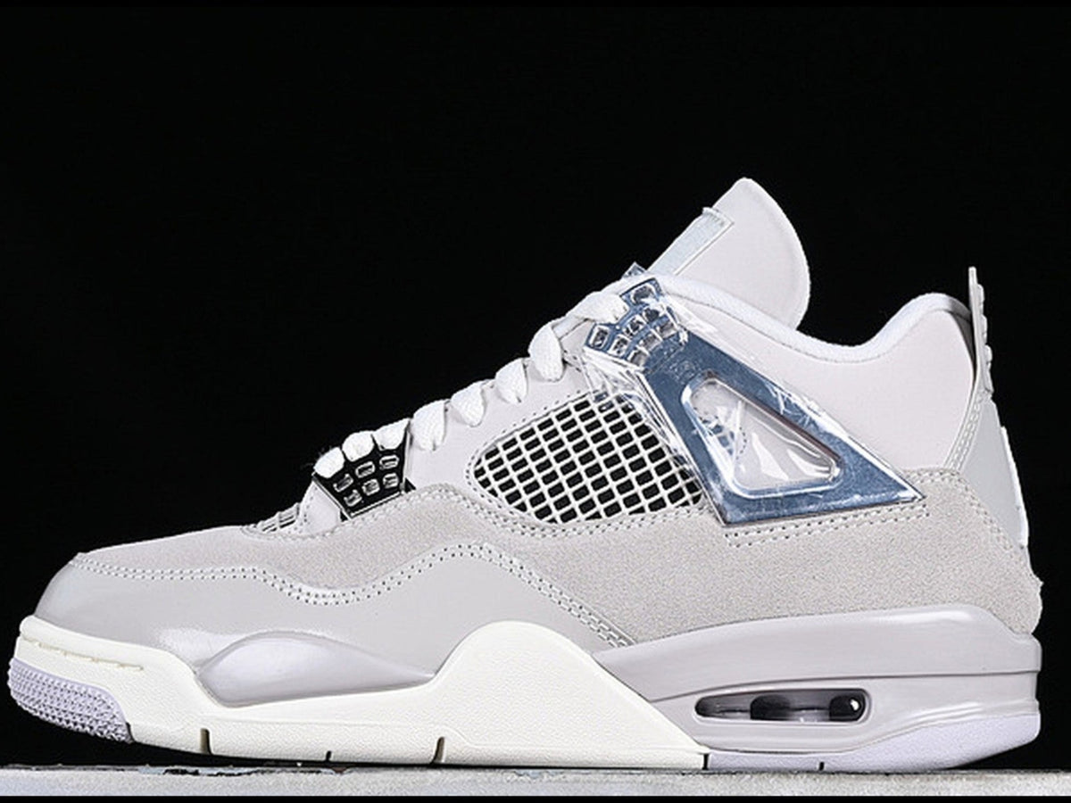 Jordan 4 Retro Frozen Moments