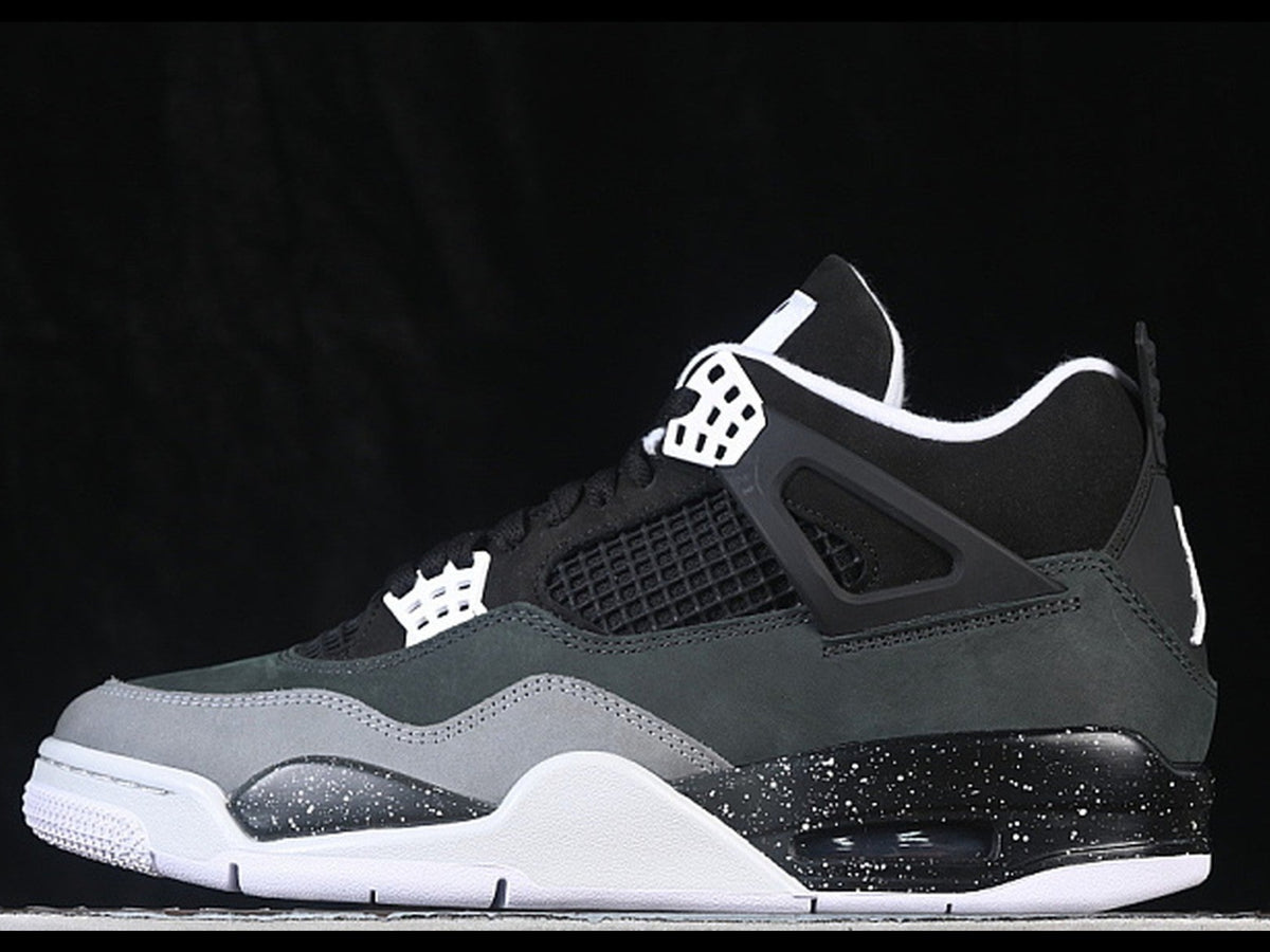 Air Jordan 4 Retro Fear (2024)