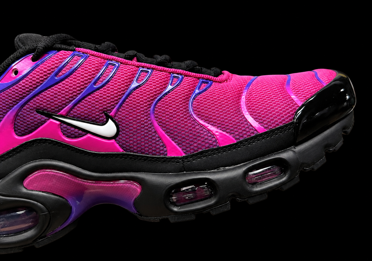 Nike Air Max Plus Rebellious Air Fireberry