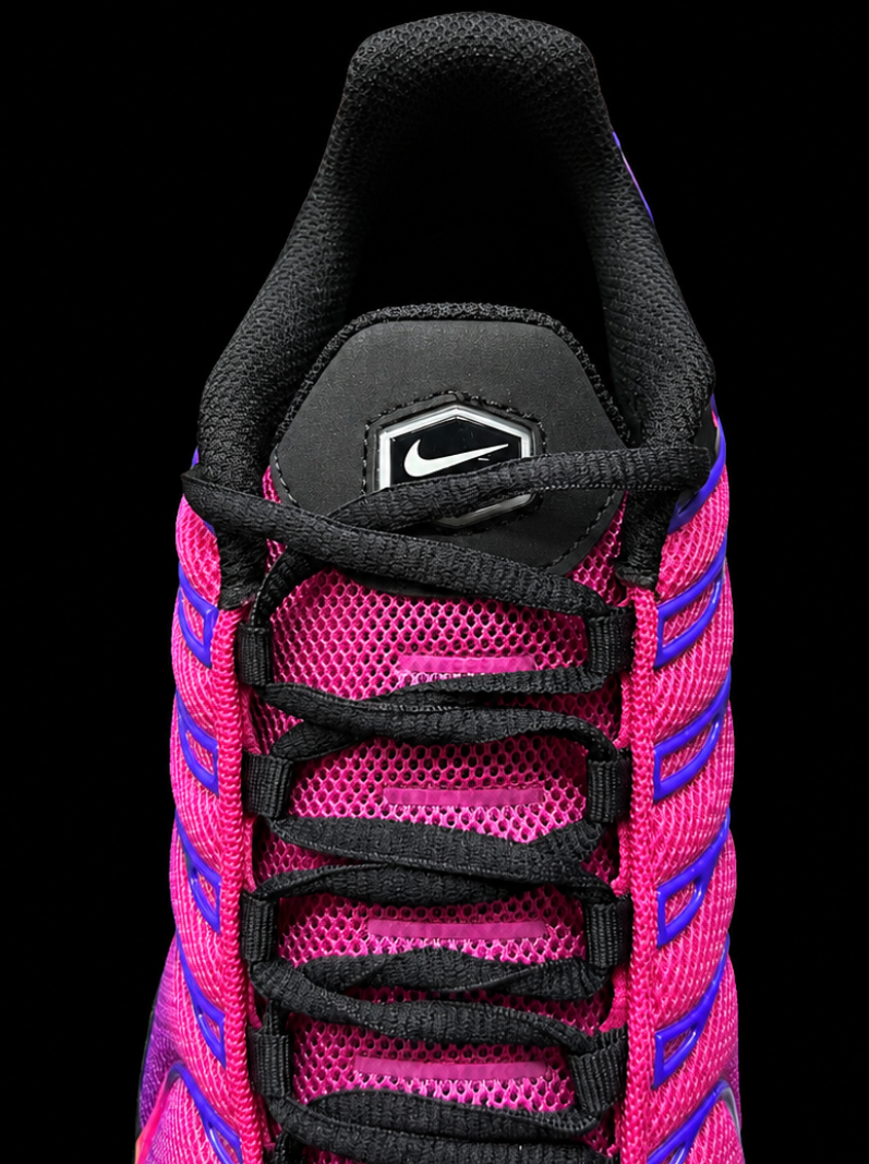 Nike Air Max Plus Rebellious Air Fireberry