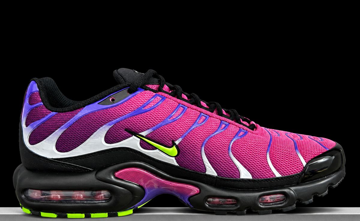 Nike Air Max Plus Rebellious Air Fireberry