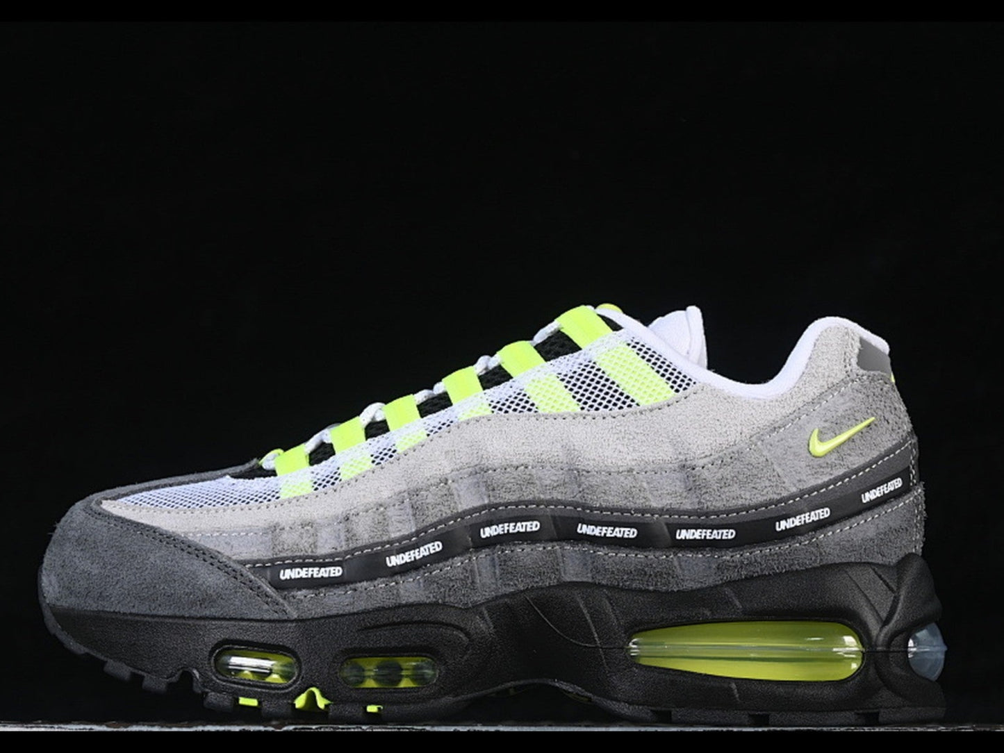 Air Max 95 SP Black/Bright Crimson
