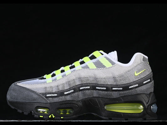 Air Max 95 SP Black/Bright Crimson
