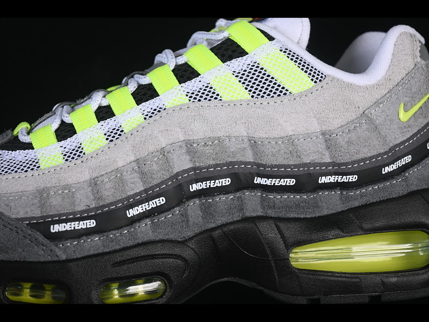 Air Max 95 SP Black/Bright Crimson