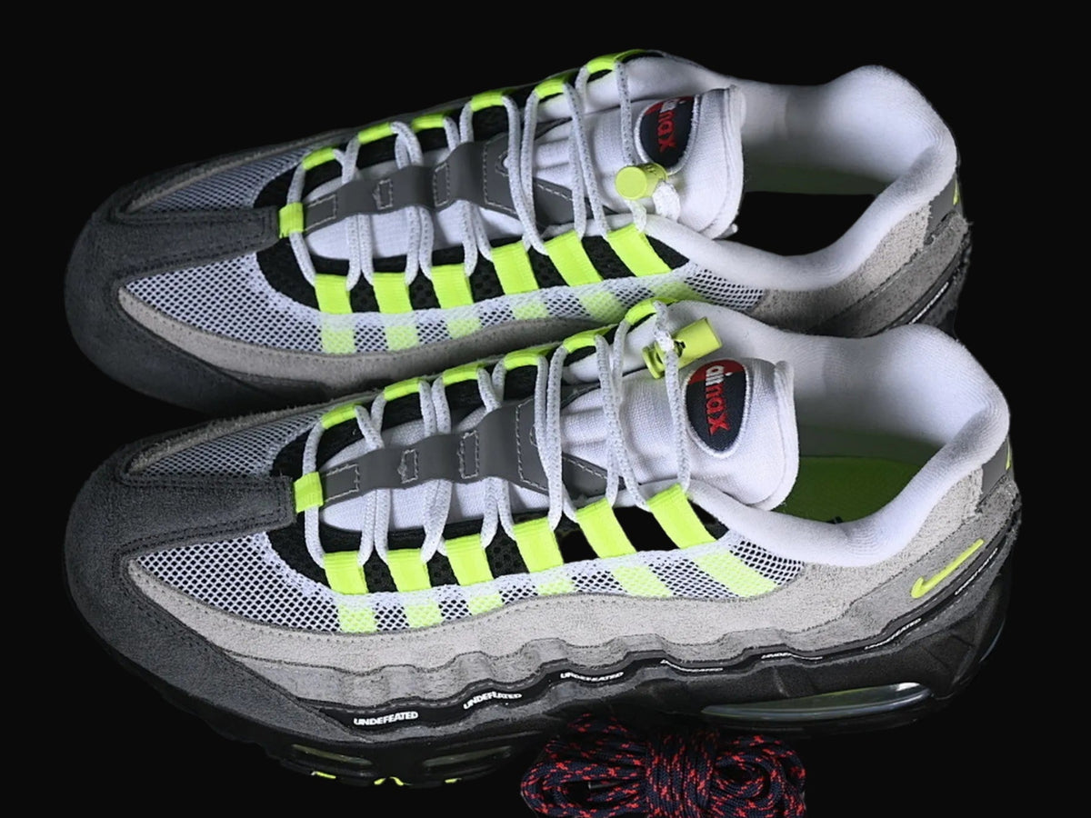 Air Max 95 SP Black/Bright Crimson