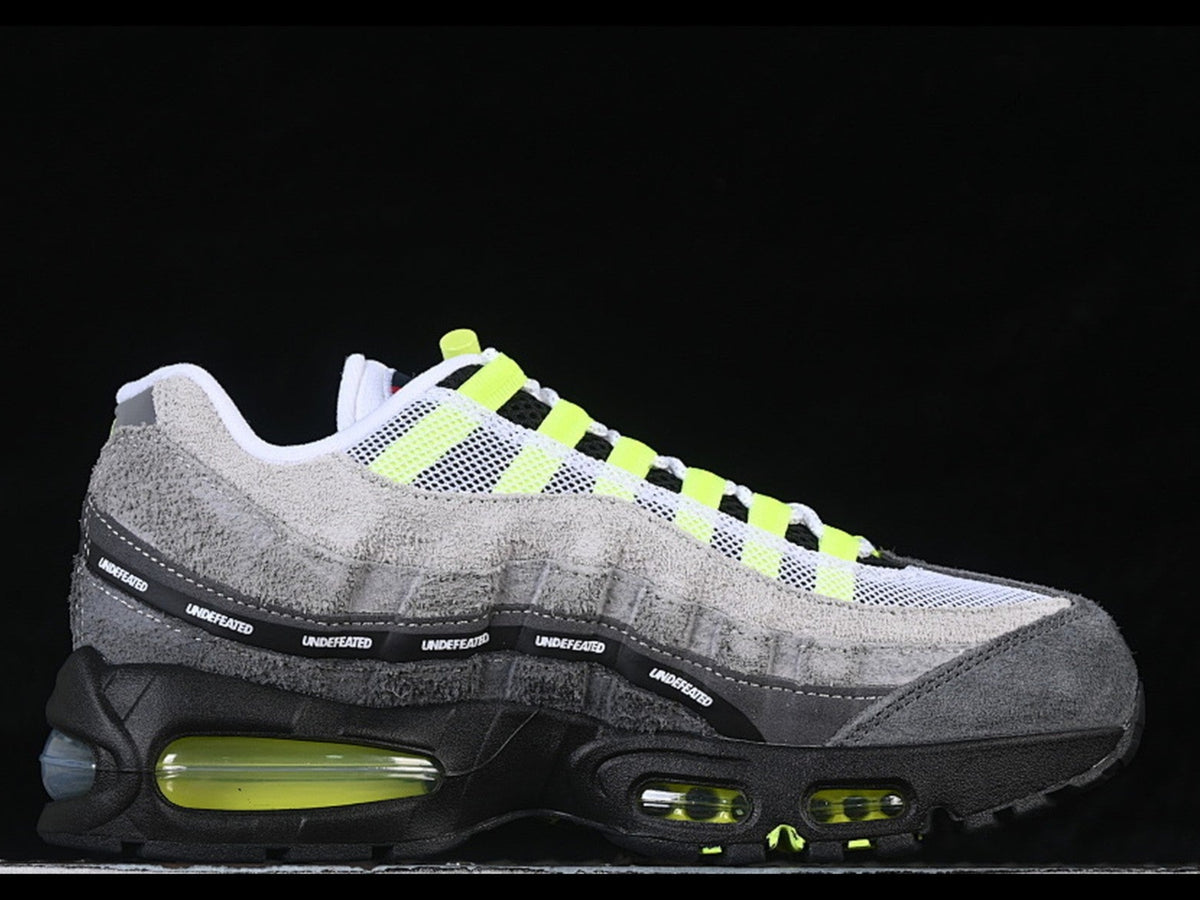 Air Max 95 SP Black/Bright Crimson