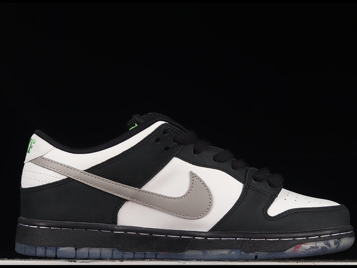 Jeff Staple x Nike SB Dunk Low "Panda Pigeon"