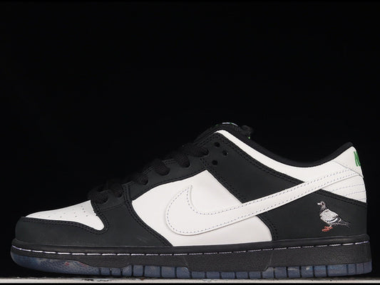 Jeff Staple x Nike SB Dunk Low "Panda Pigeon"