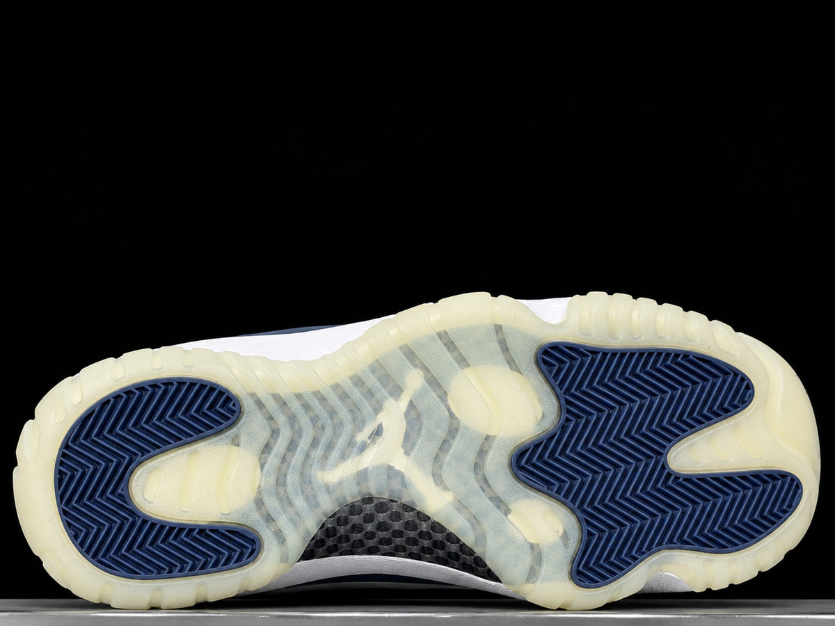 Air Jordan 11 Low Diffused Blue