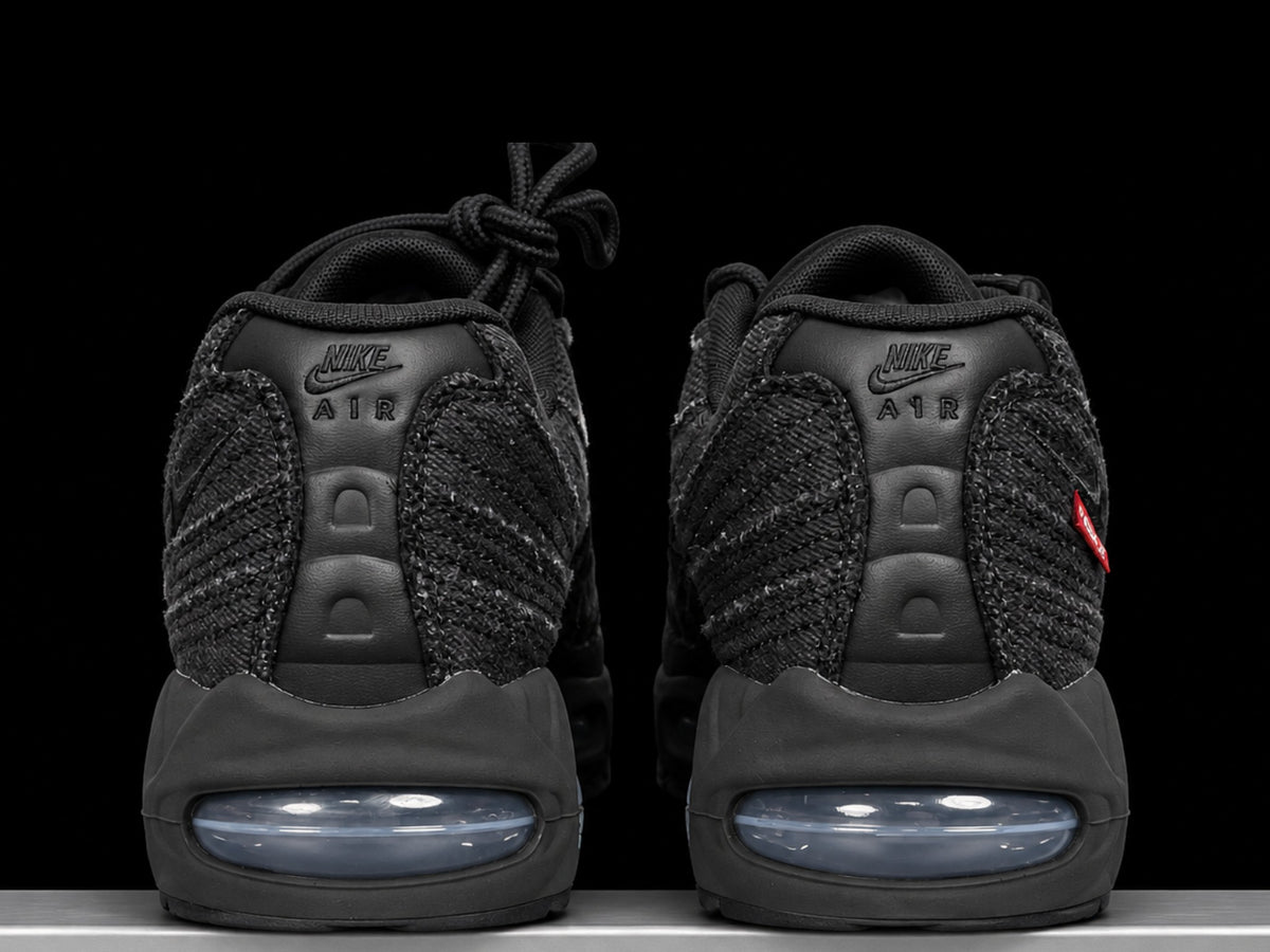 AIR MAX 95 x LEVI'S BLACK