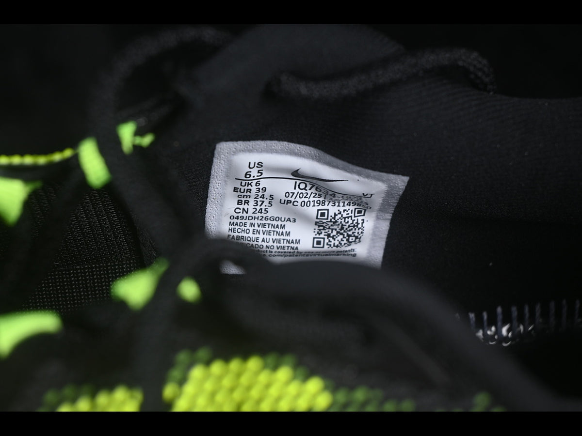 Nike Air Liquid Max Radiant Green Apple Green