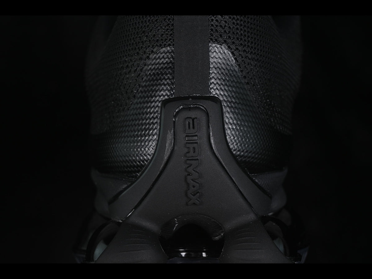 Nike Air Liquid Max Triple Black