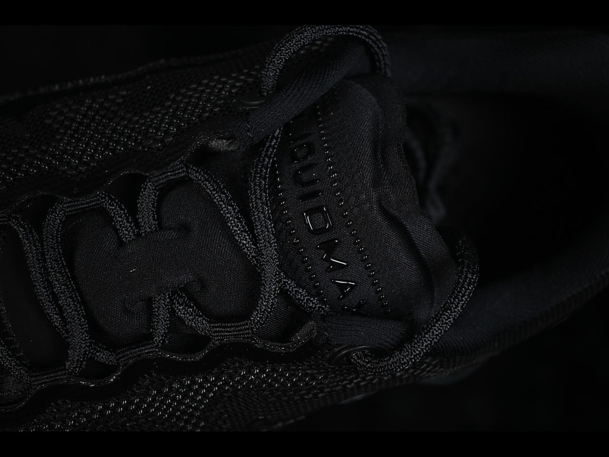 Nike Air Liquid Max Triple Black