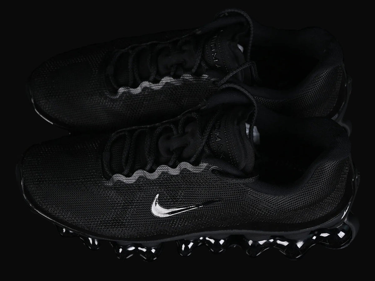 Nike Air Liquid Max Triple Black