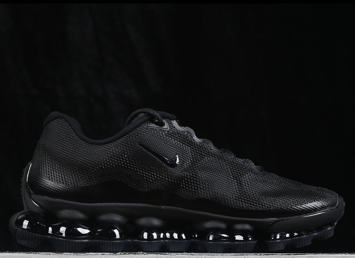 Nike Air Liquid Max Triple Black