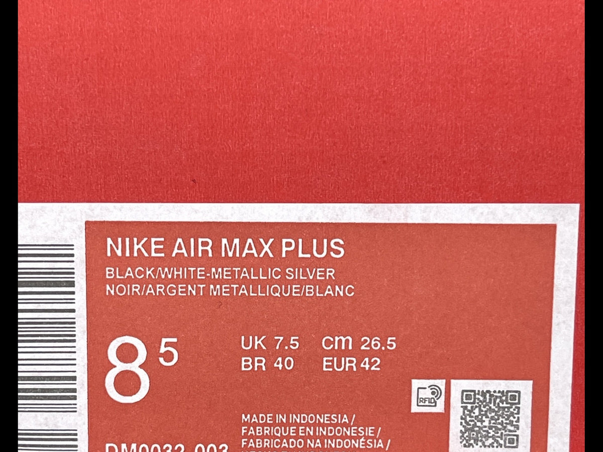 Nike Air Max Plus Black Metallic Silver