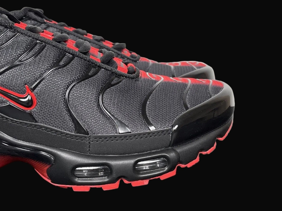 Nike Air Max Plus Sith Lightsaber Black Red