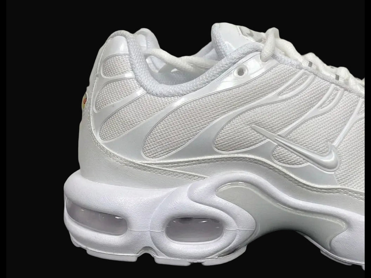 Nike Air Max Plus Triple White Womens